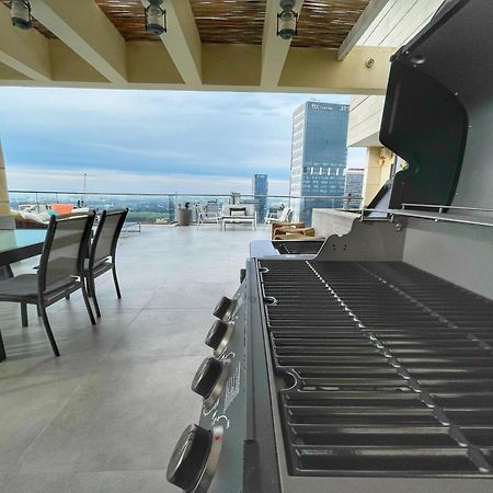 Beautiful Penthouse W/Amazing View, Prime Location Apartman Ramat Gan Kültér fotó