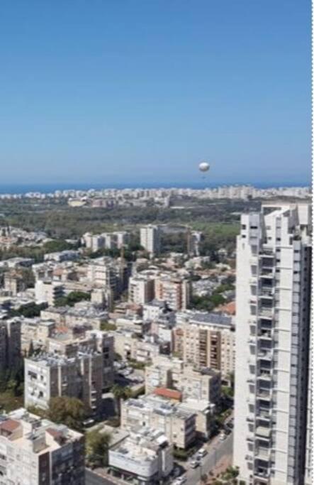 Beautiful Penthouse W/Amazing View, Prime Location Apartman Ramat Gan Kültér fotó
