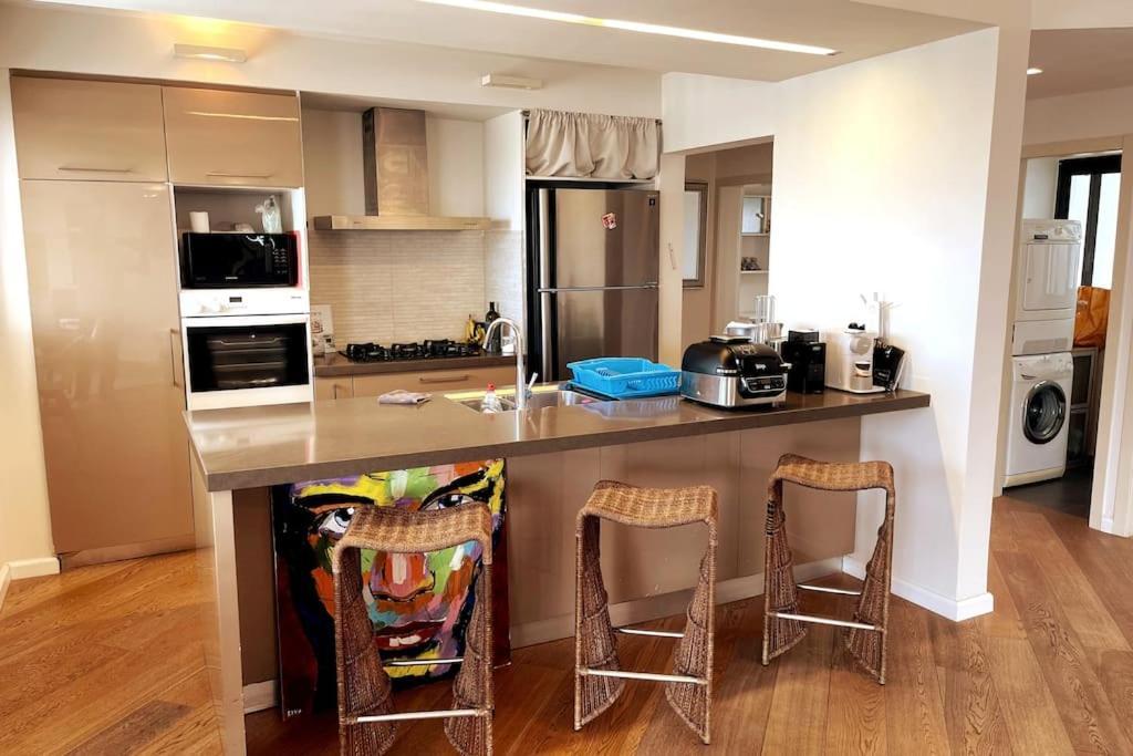 Beautiful Penthouse W/Amazing View, Prime Location Apartman Ramat Gan Kültér fotó