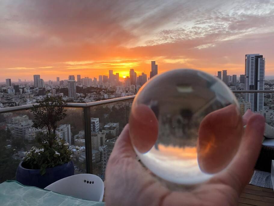 Beautiful Penthouse W/Amazing View, Prime Location Apartman Ramat Gan Kültér fotó