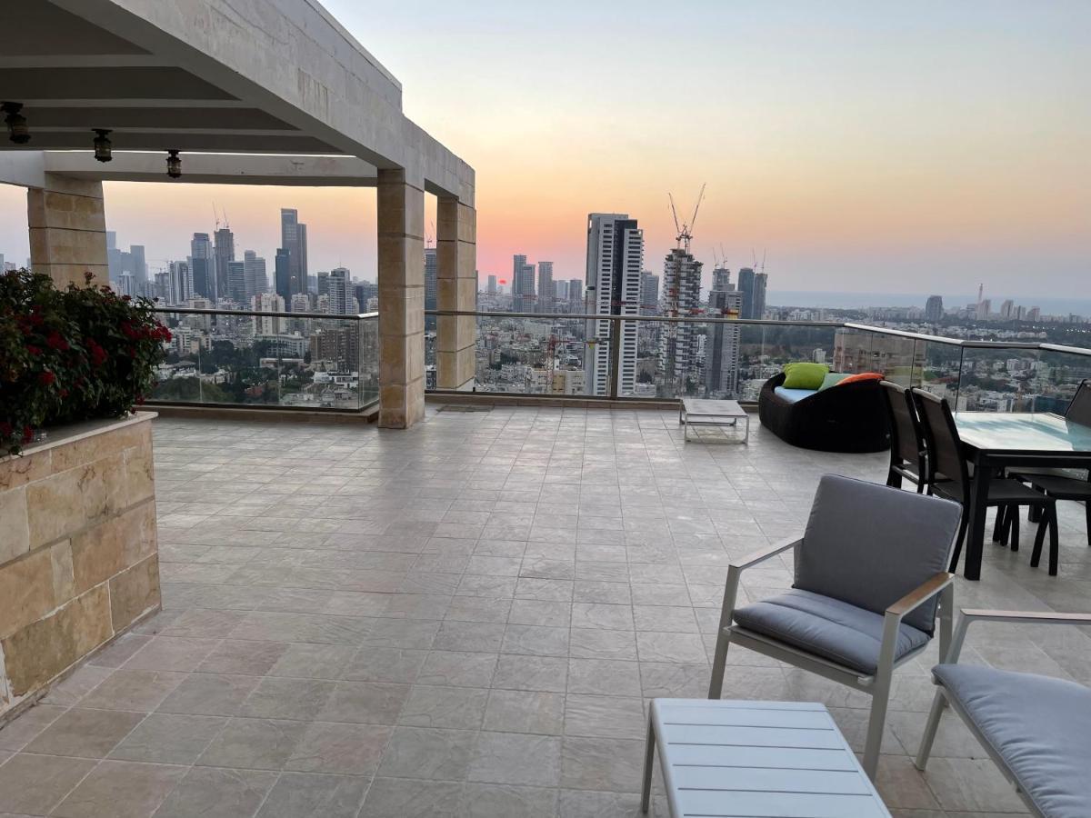 Beautiful Penthouse W/Amazing View, Prime Location Apartman Ramat Gan Kültér fotó