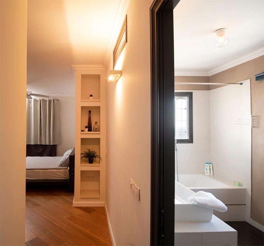 Beautiful Penthouse W/Amazing View, Prime Location Apartman Ramat Gan Kültér fotó