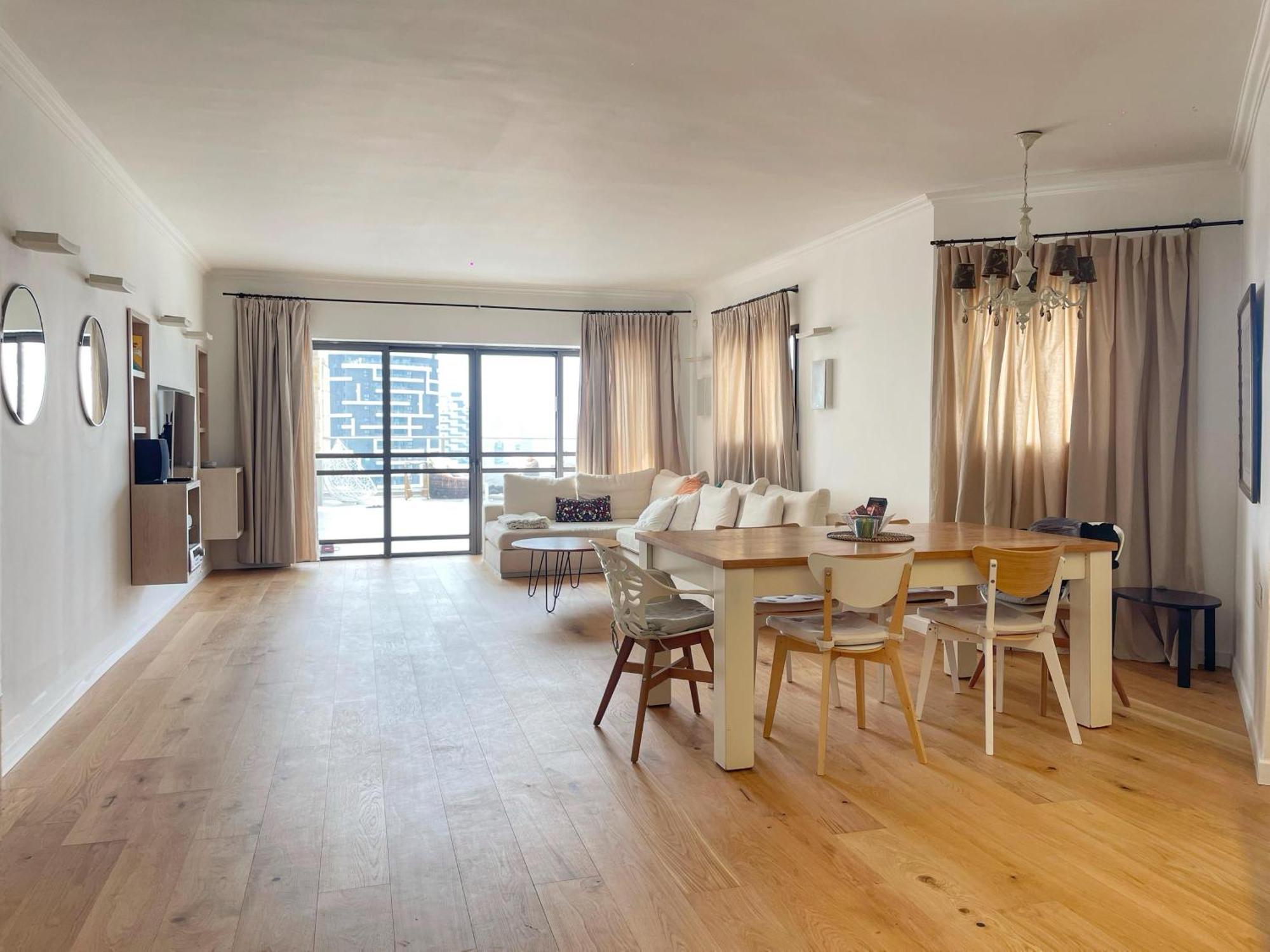 Beautiful Penthouse W/Amazing View, Prime Location Apartman Ramat Gan Kültér fotó